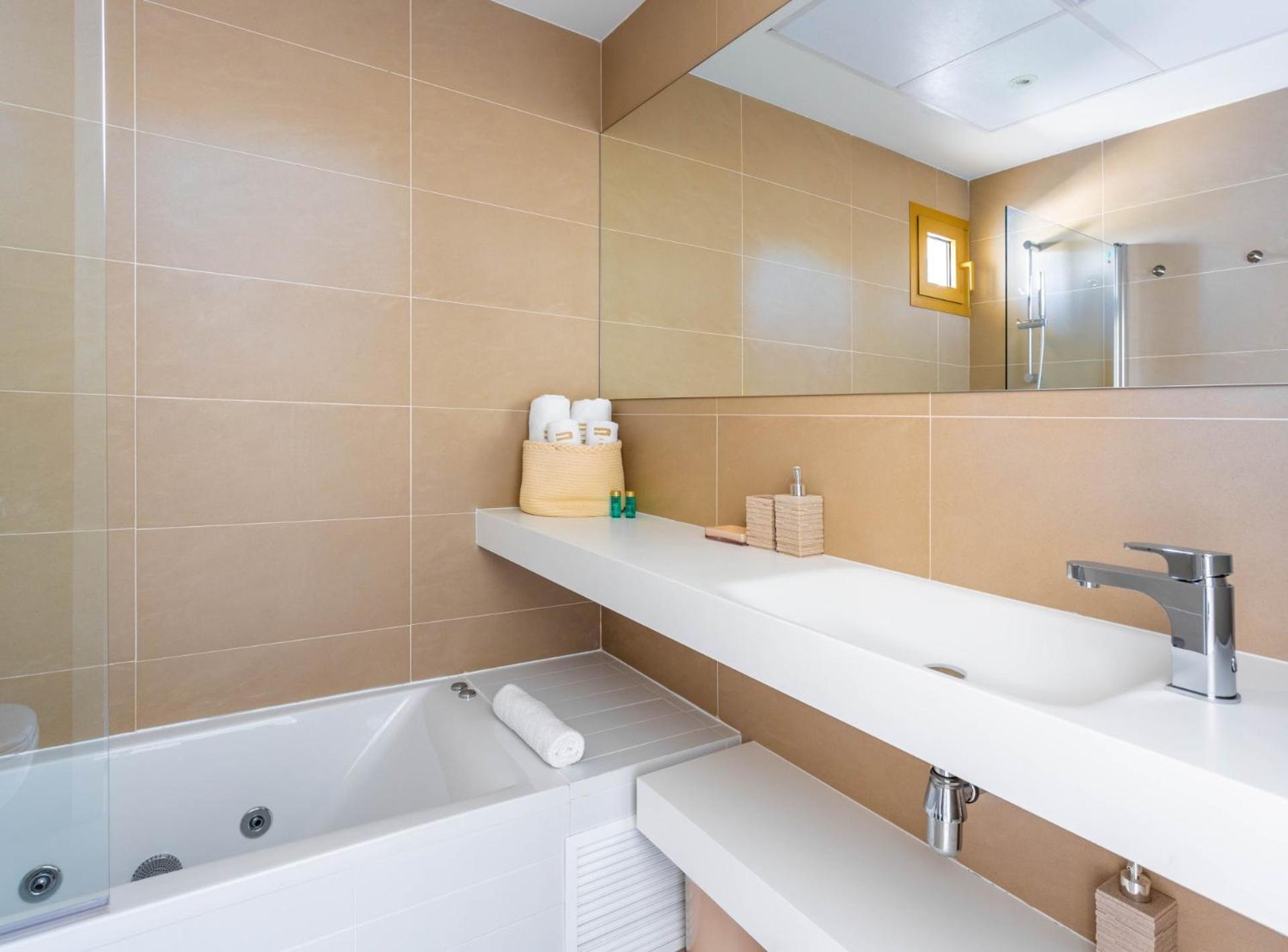 Intempo By Holuxe - 054 - 5th Floor Apartment Benidorm